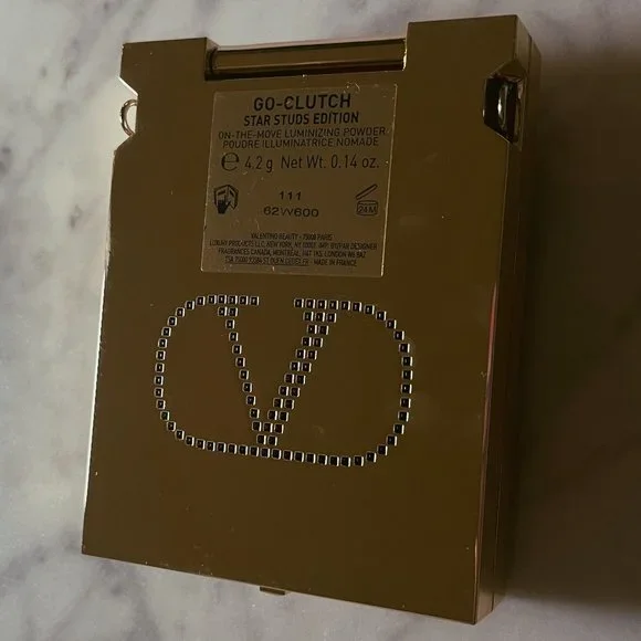 Limited Edition Valentino Go-Clutch Highlighter And Mini Lipstick | 111 - Picture 4 of 7